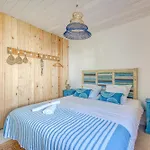 Maison De Charme Au Bord Du Hourtin